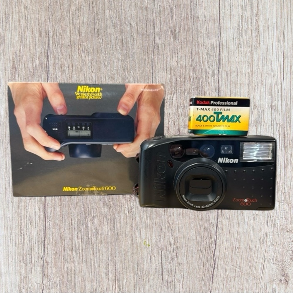NIKON Zoom Touch 600 35MM Film Zoom Camera 32-85MM Macro Lens +Film EXC Tested